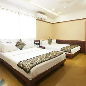 Hotel Uddhav A Family